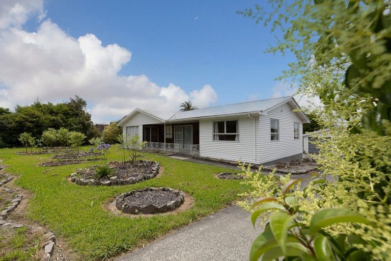 Photo of property in 2101 Paparoa Valley Road, Paparoa, 0571