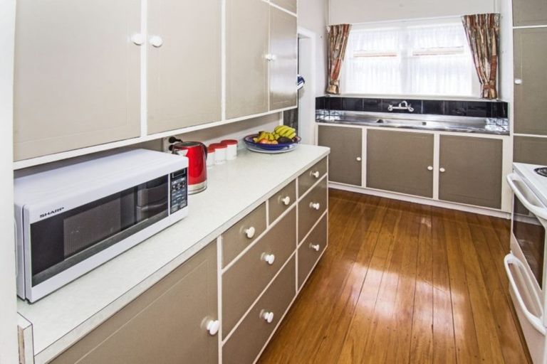 Photo of property in 11 Mcgregor Crescent, Masterton, 5810