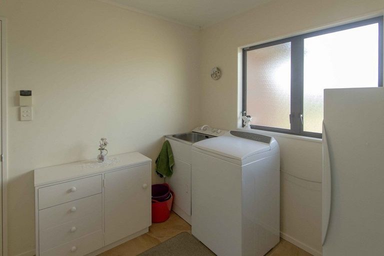 Photo of property in 7 Thode Place, Greenmeadows, Napier, 4112