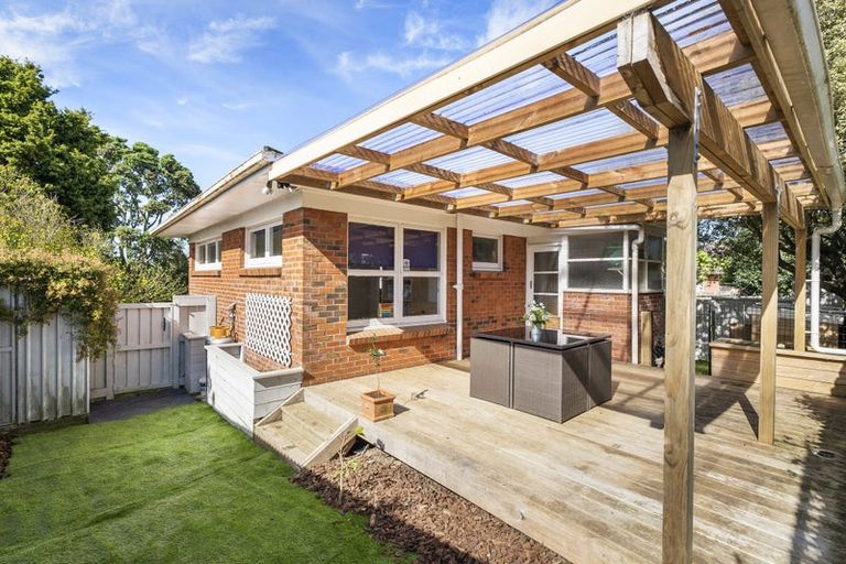 Photo of property in 4/21 Evelyn Place, Hillcrest, Auckland, 0627