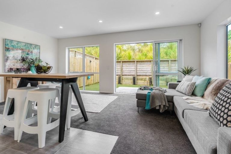 Photo of property in 11 Fernly Rise, Flat Bush, Auckland, 2019