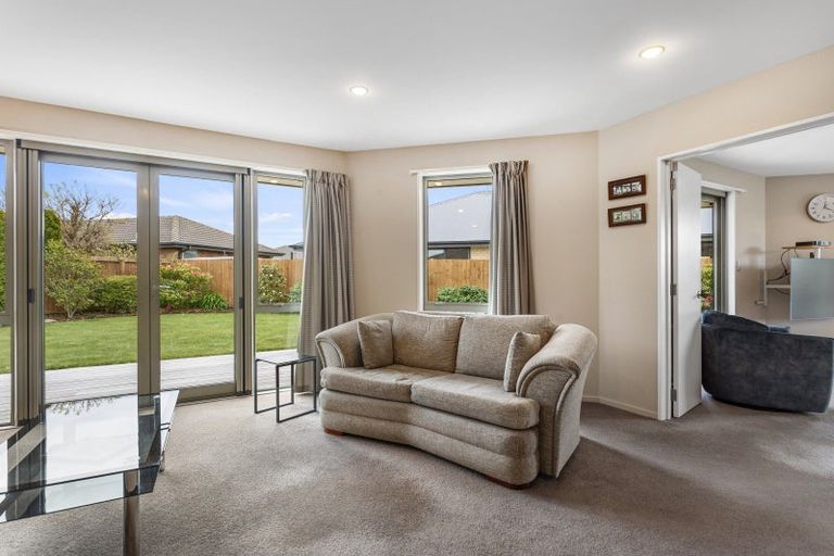 Photo of property in 17 Acacia Avenue, Rangiora, 7400