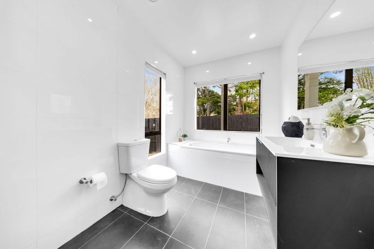 Photo of property in 24 Totara Road, Whenuapai, Auckland, 0618