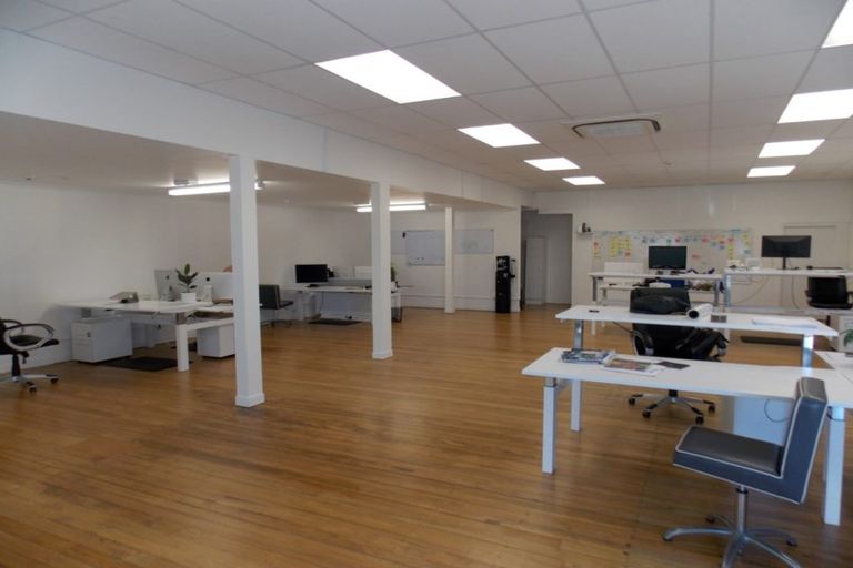 Photo of property in 15 Wilson Street, Hawera, 4610