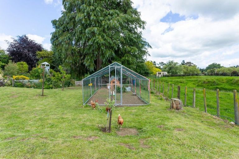 Photo of property in 15b Edward Street, Dannevirke, 4930