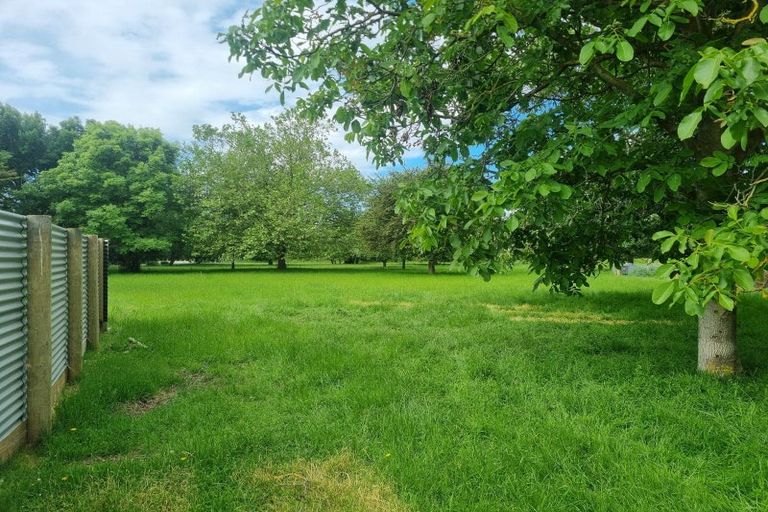 Photo of property in 70 Johnstone Street, Tinwald, Ashburton, 7774