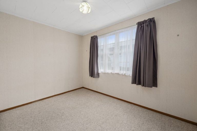 Photo of property in 100 Pandora Avenue, Sunnybrook, Rotorua, 3015