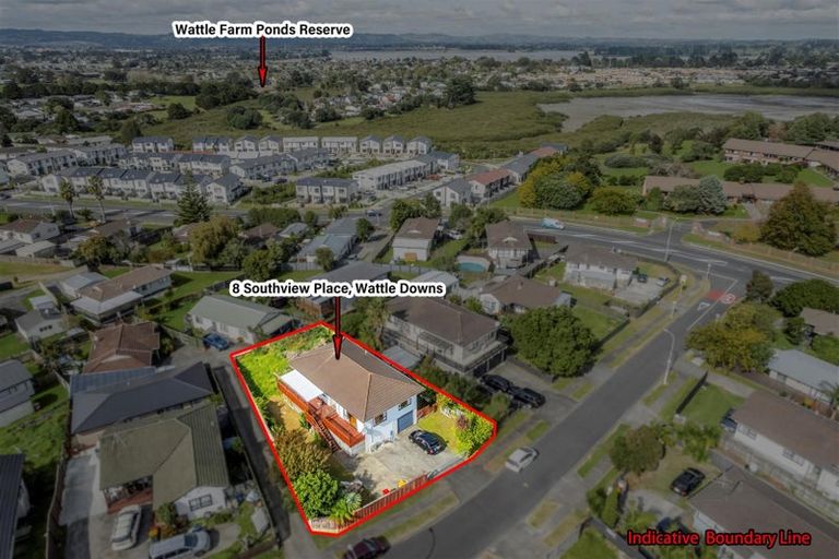 Photo of property in 8 Southview Place, Wattle Downs, Auckland, 2102