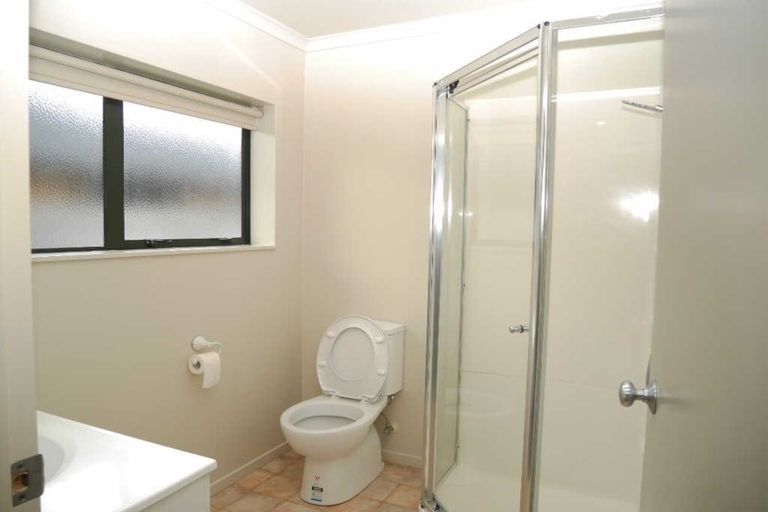 Photo of property in 28 Monarch Place, Paraparaumu Beach, Paraparaumu, 5032