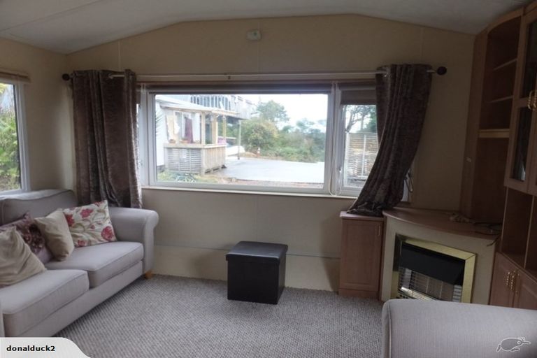 Photo of property in 70 Upper Harbour Drive, Greenhithe, Auckland, 0632