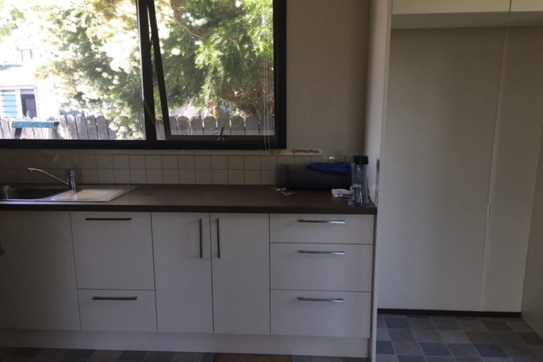 Photo of property in 1/79a Colwill Road, Massey, Auckland, 0614