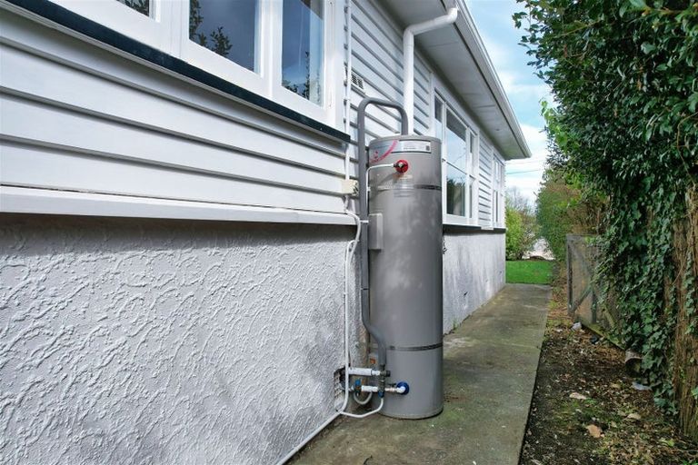 Photo of property in 26 Graham Street, Levin, 5510