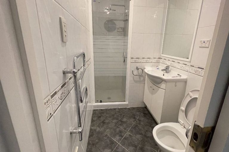 Photo of property in 1 Trinity Place, Albany, Auckland, 0632