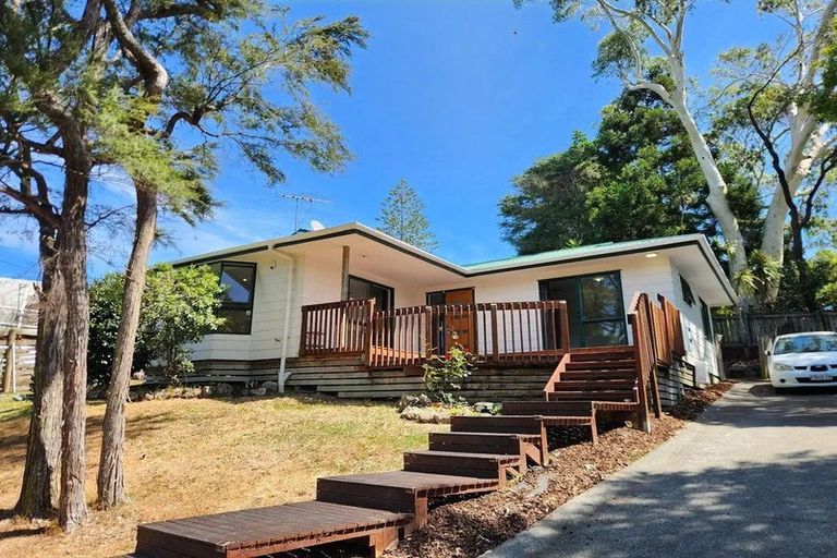 Photo of property in 51b Clayburn Road, Glen Eden, Auckland, 0602