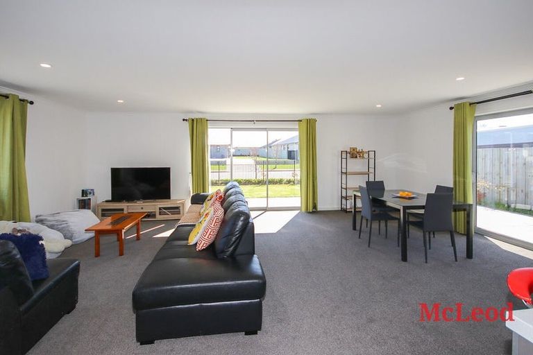 Photo of property in 45 Redhaven Rise, Netherby, Ashburton, 7700
