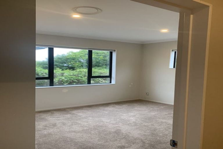 Photo of property in 248a Albany Highway, Schnapper Rock, Auckland, 0632