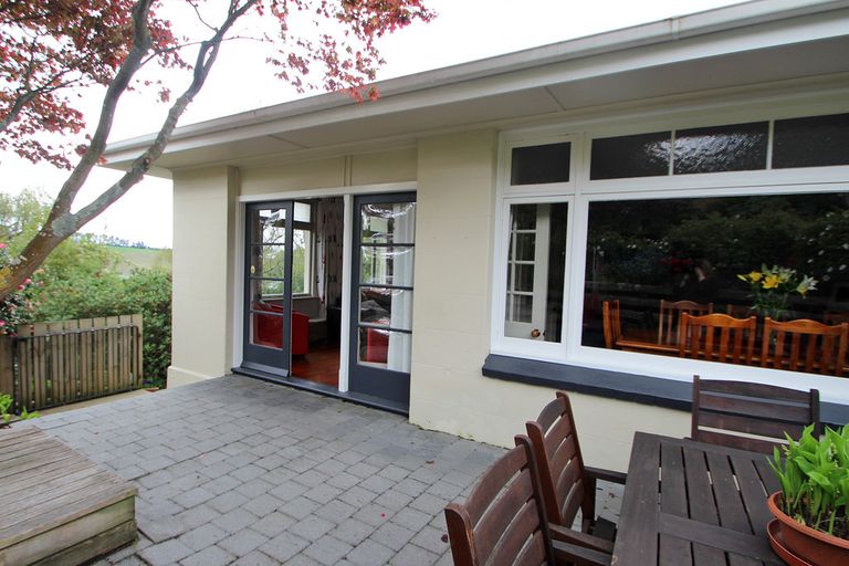 Photo of property in 14 Solway Street, Holmes Hill, Oamaru, 9401