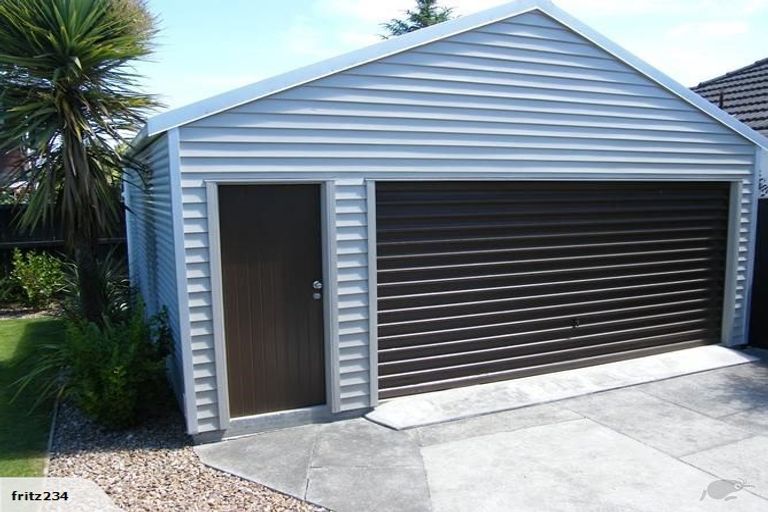 Photo of property in 11 Wittys Road, Avonhead, Christchurch, 8042