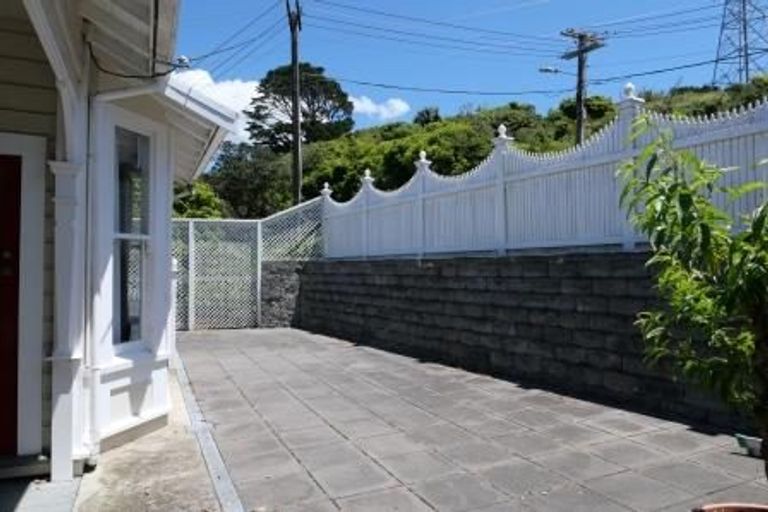 Photo of property in 35 Disley Street, Highbury, Wellington, 6012