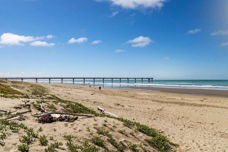 Photo of property in 14/232 Marine Parade, New Brighton, Christchurch, 8061