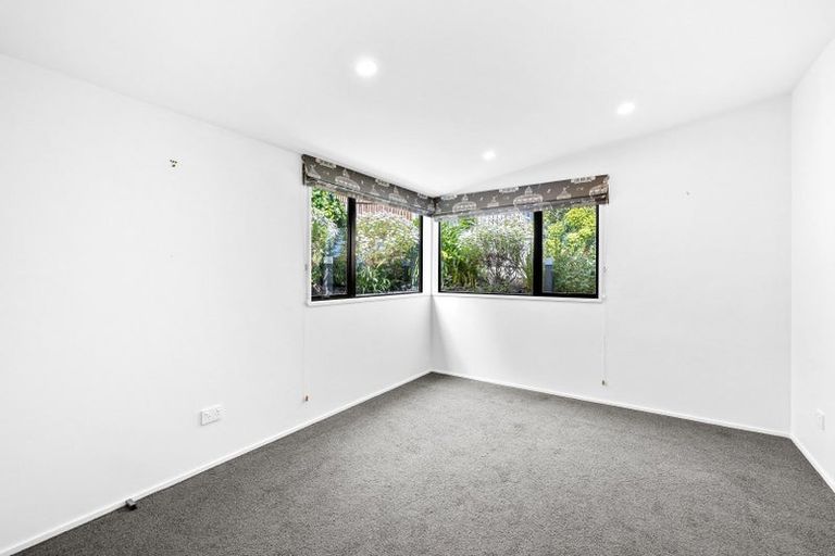 Photo of property in 8 Seamount Terrace, Mount Pleasant, Christchurch, 8081