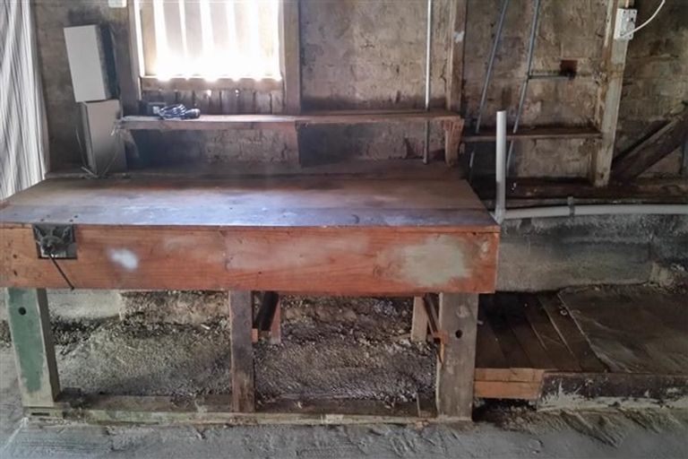 Photo of property in 44 Margate Road, Blockhouse Bay, Auckland, 0600