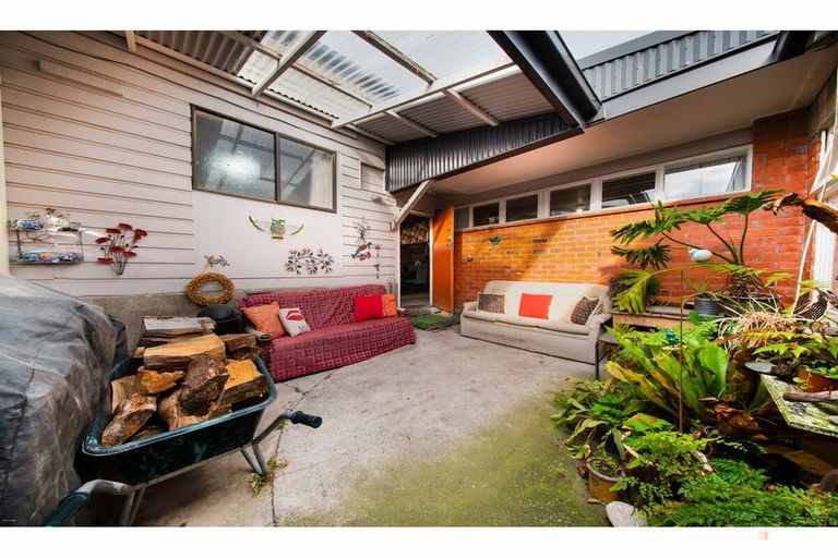 Photo of property in 70-70a High Street, Kensington, Timaru, 7910