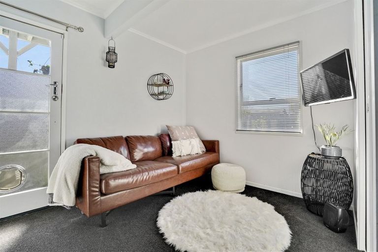 Photo of property in 65 Lewis Street, Glenview, Hamilton, 3206