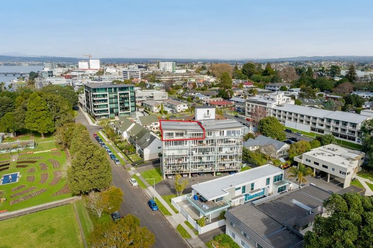 Photo of property in 3/22 Cliff Road, Tauranga, 3110