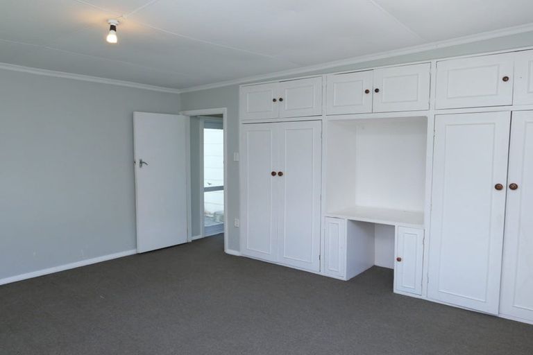 Photo of property in 22a Sussex Street, Levin, 5510