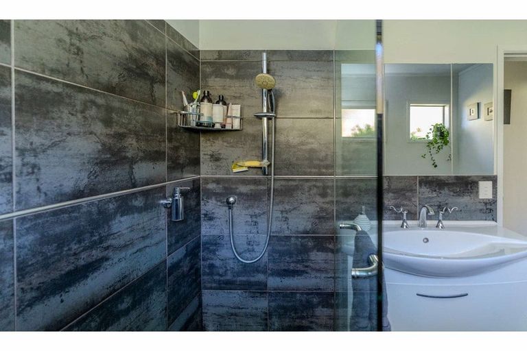 Photo of property in 2487 State Highway 10, Waipapa, Kerikeri, 0295