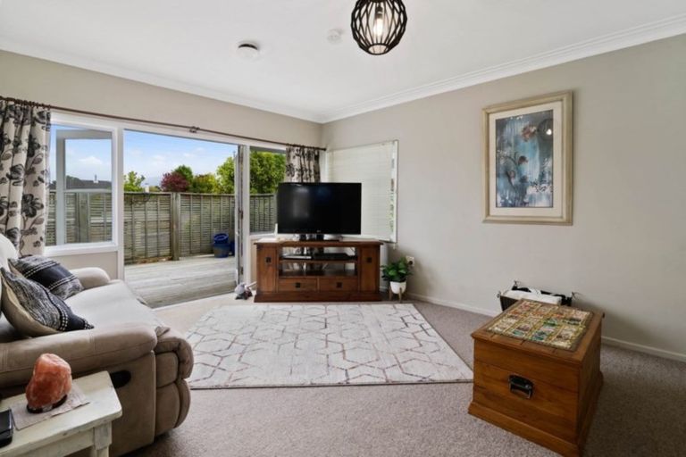 Photo of property in 6 Otonga Road, Springfield, Rotorua, 3015