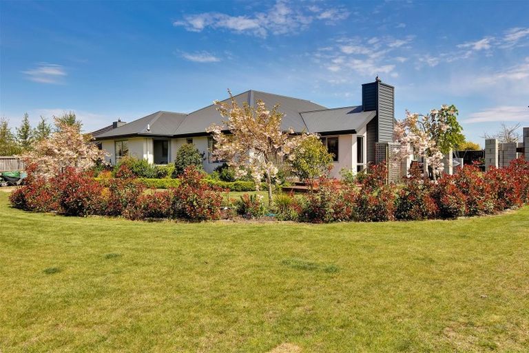 Photo of property in 8 Simms Lane, West Melton, 7618