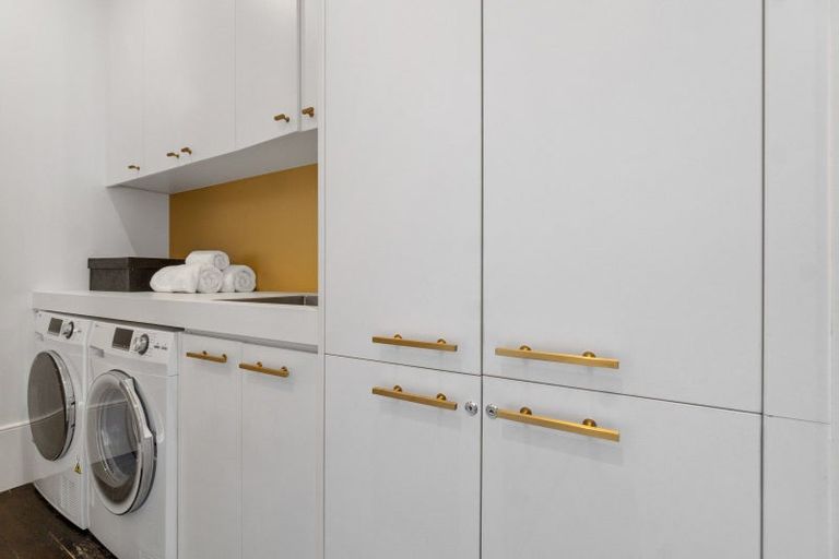 Photo of property in 8a Burwood Crescent, Remuera, Auckland, 1050