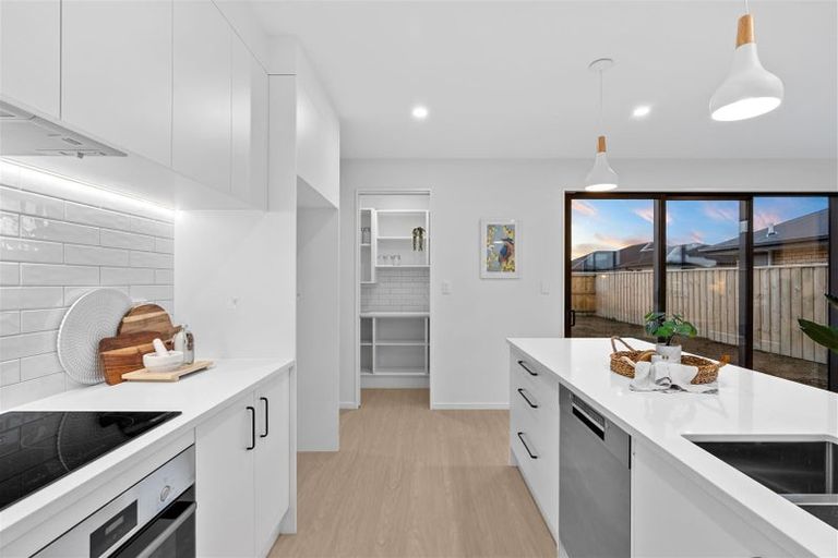 Photo of property in 16 Nathaniel Archer Street, Woodend, 7610