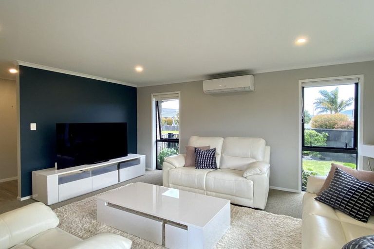 Photo of property in 26 Cupples Street, Papamoa Beach, Papamoa, 3118