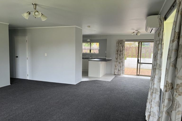 Photo of property in 2/40 Gills Avenue, Papakura, 2110