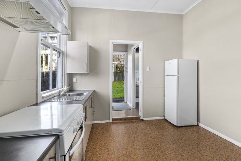 Photo of property in 28 Owen Street, Newtown, Wellington, 6021