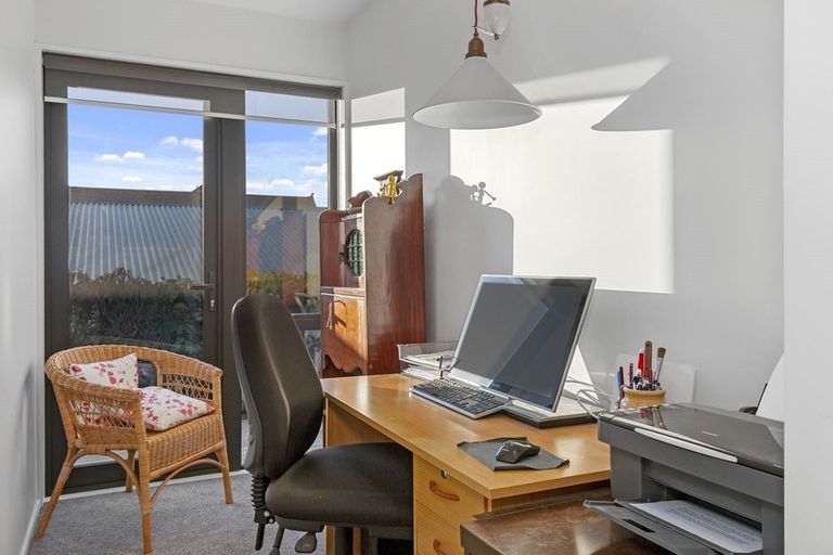 Photo of property in 517 Marine Parade, South New Brighton, Christchurch, 8062