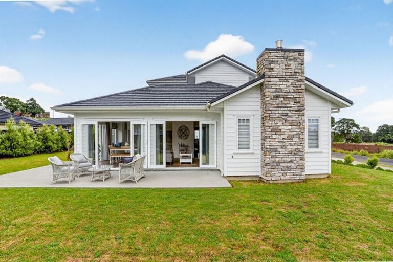 Photo of property in 9 Day Road, Patumahoe, Pukekohe, 2679