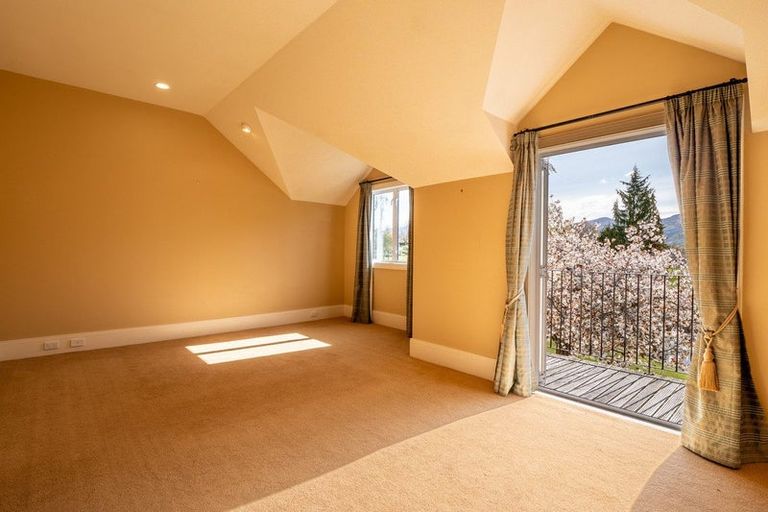 Photo of property in Millbrook Resort, 15 Fox's Rush, Arrowtown, 9371