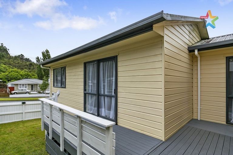 Photo of property in 59 Delaney Drive, Stokes Valley, Lower Hutt, 5019