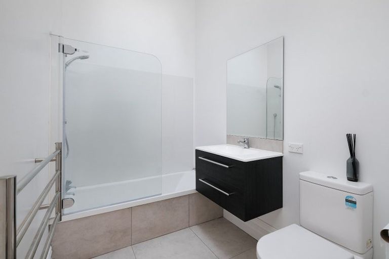 Photo of property in 2/32 Sheen Street, Roslyn, Dunedin, 9010