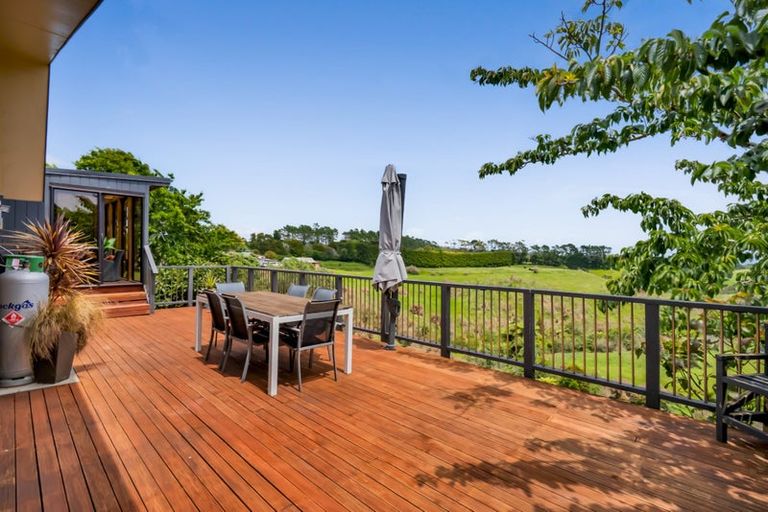 Photo of property in 2 Waireka Road, Omata, New Plymouth, 4374