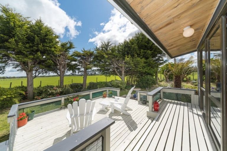 Photo of property in 118 Green Road, Awahuri, Palmerston North, 4476