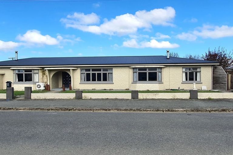 Photo of property in 63 Shearman Street, Waimate, 7924