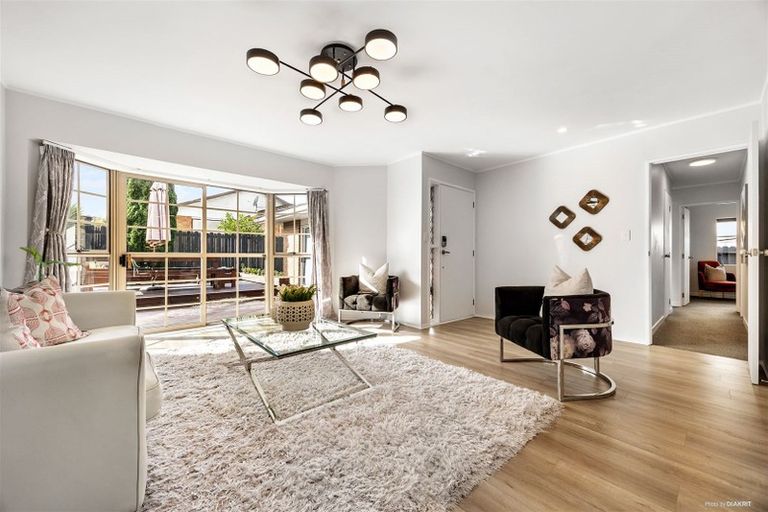 Photo of property in 1/13 Westview Court, Somerville, Auckland, 2014