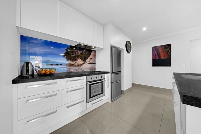 Photo of property in 19 Mark Ball Drive, Pokeno, 2402