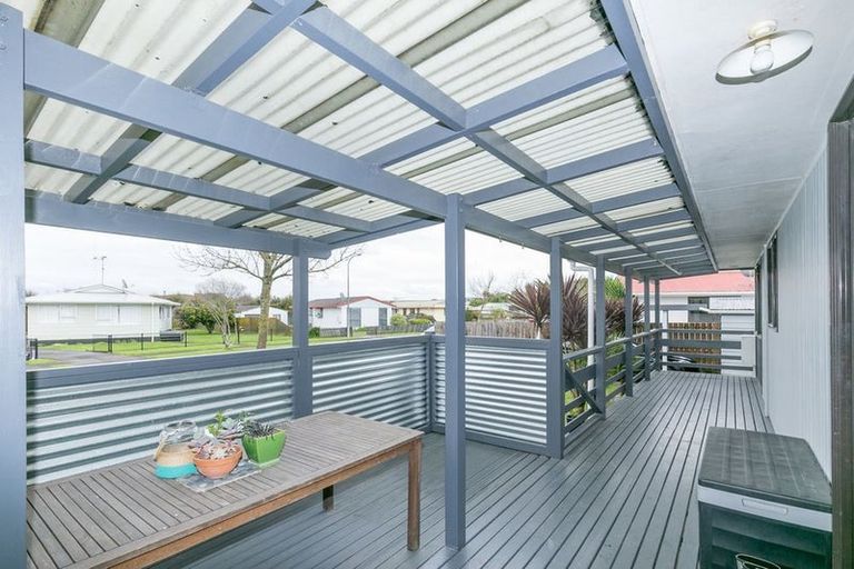 Photo of property in 4 Sequoia Place, Pukete, Hamilton, 3200
