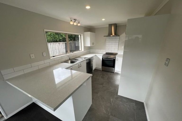 Photo of property in 105 Browning Street, Leamington, Cambridge, 3432